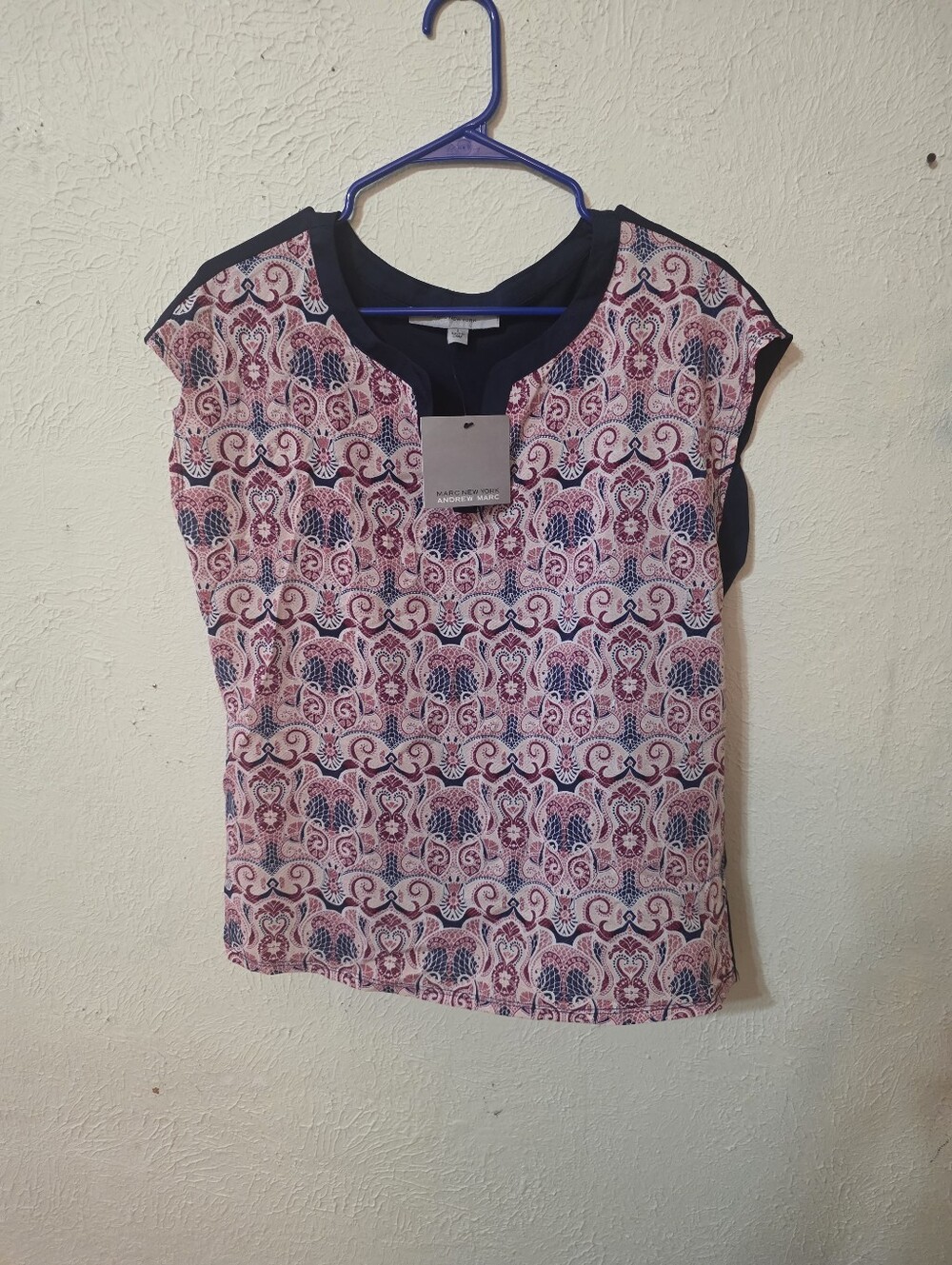 *NWT* MARC NEW YORK - L - Pink and Navy Geometric Cap-Sleeve Blouse